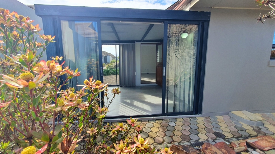 2 Bedroom Property for Sale in Paradise Coast Western Cape